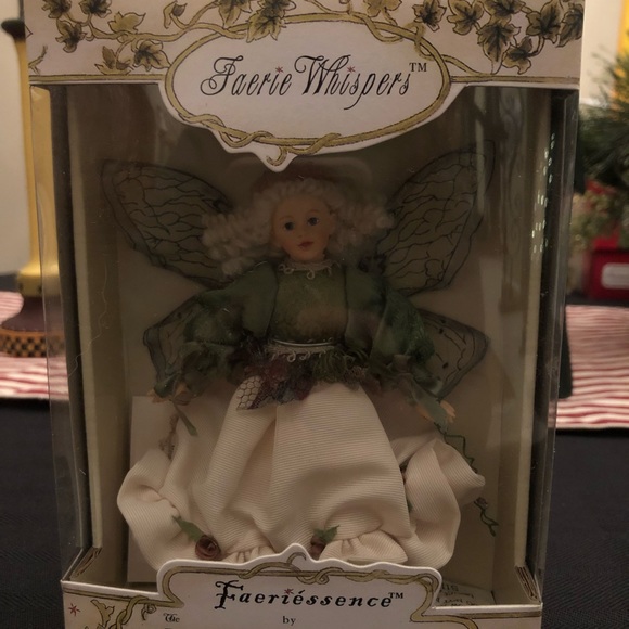 Boyd’s Faeriessence Willow Faerieflutter Fairy - Picture 2 of 4